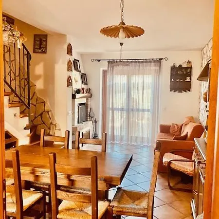 Casetta Gianni&bea بيت للعطل *